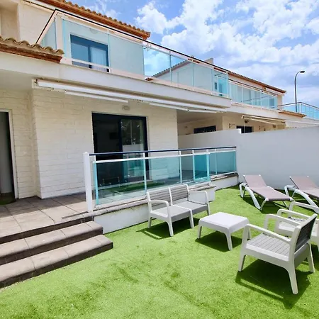 Villa Jardines De 03